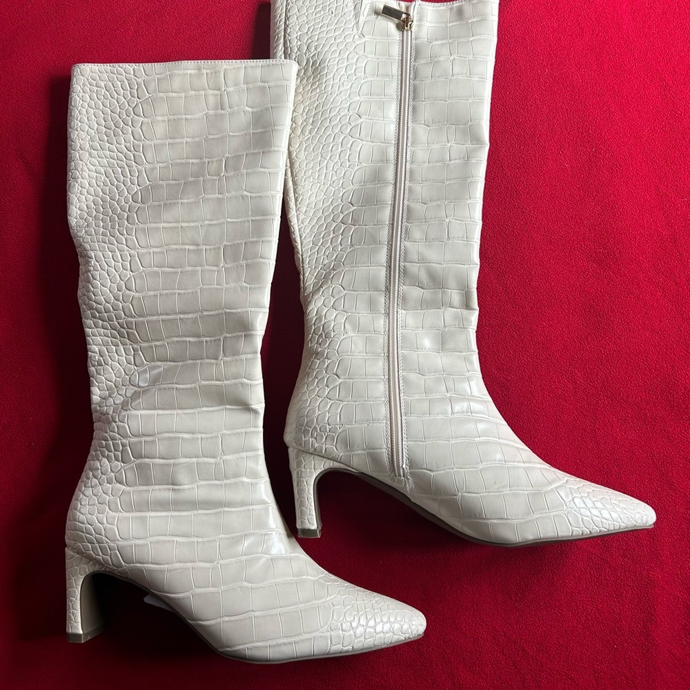 Elegant White Croc-Embossed Knee-High Boots